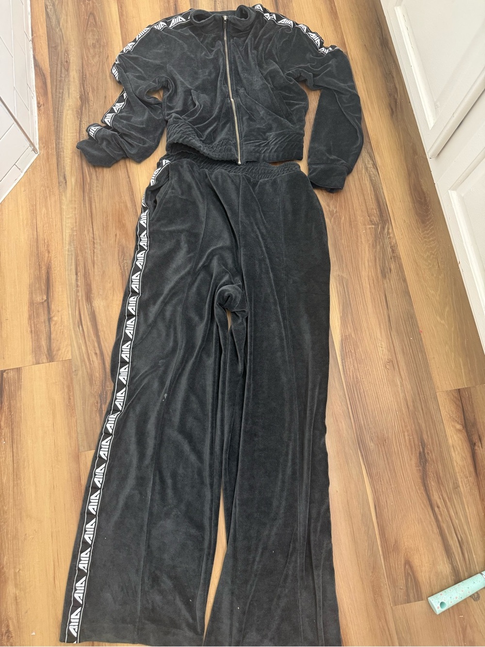 H&M Black Velour Wide-Leg Track Pants with Logo Tape